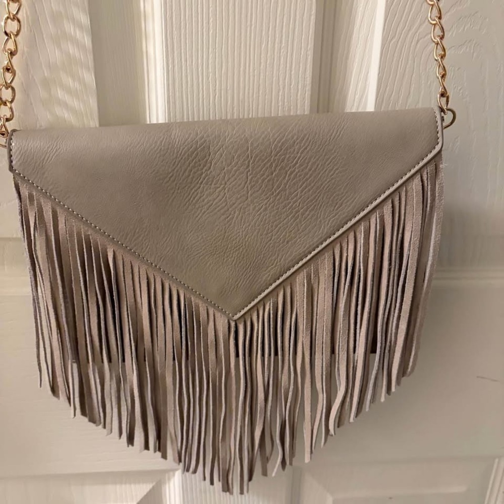 Moda Luxe Fringe Crossbody Purse Gray Faux Leather Boho Chain Strap Handbag